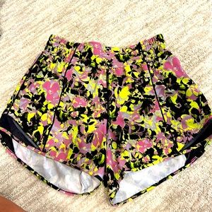 Lululemon hottie hot high-rise, size 6 shorts built-in liner perfect condition.